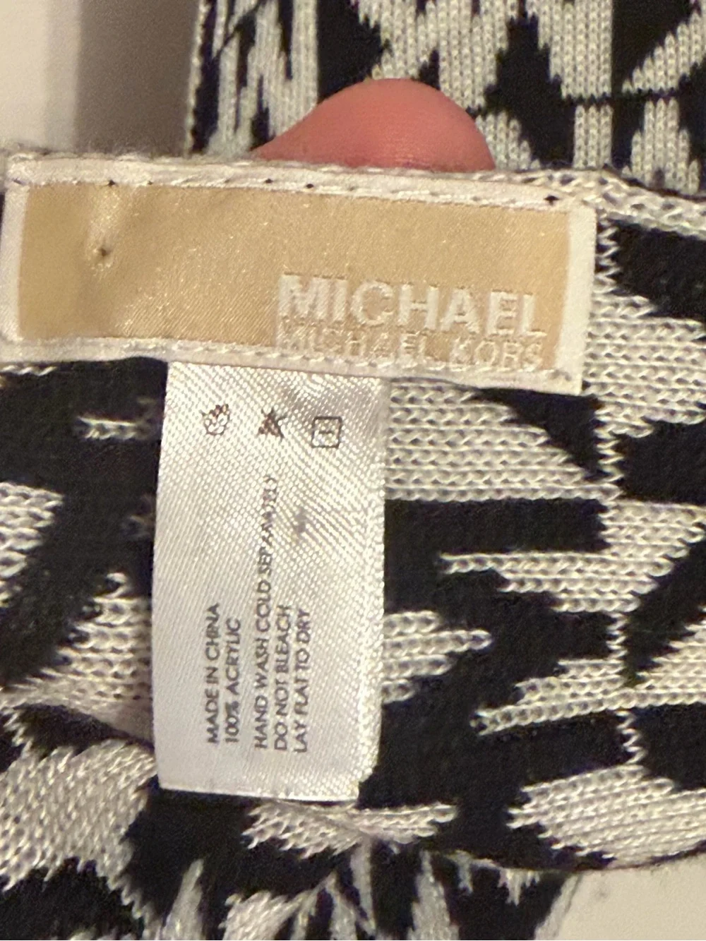 Michael Kors Black & White Logo Knit Scarf